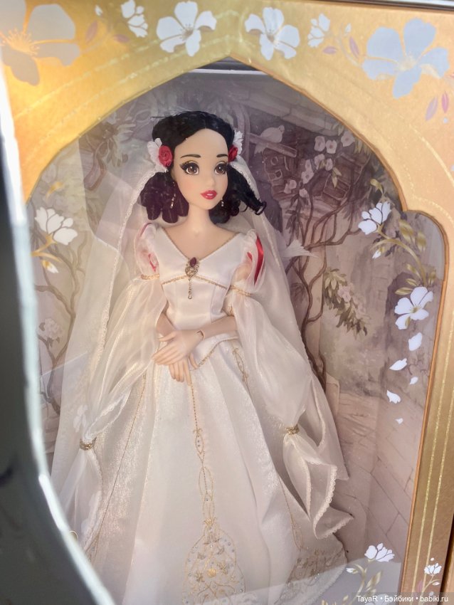 Белоснежка 40 см Disney Limited Edition