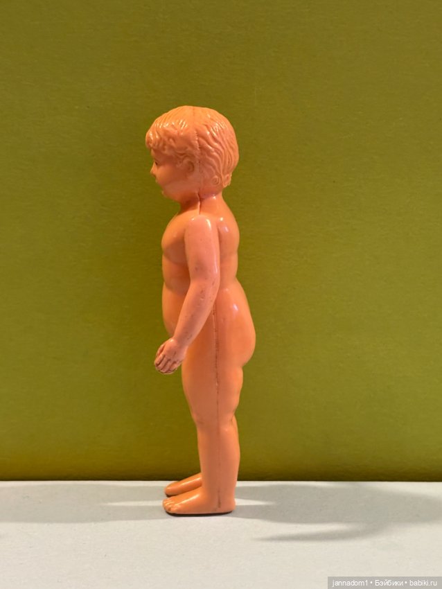 Целлулоидная ранняя куколка с рельефными волосами, высота 10,5 см (фото 6)