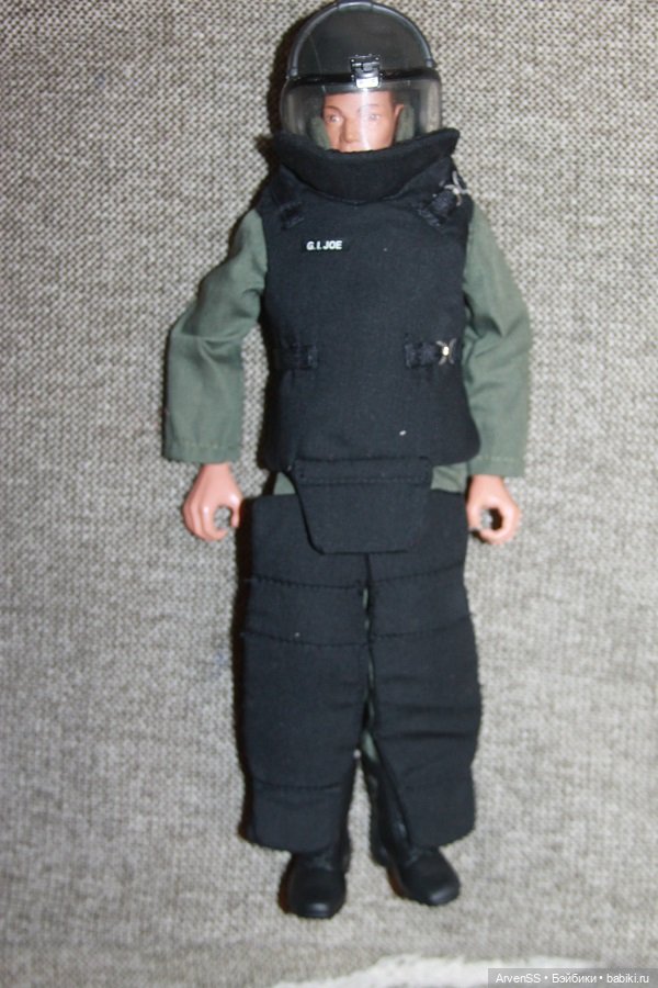 Брутальный экшен-парень G.I. Joe Bomb Disposal компании Hasbro