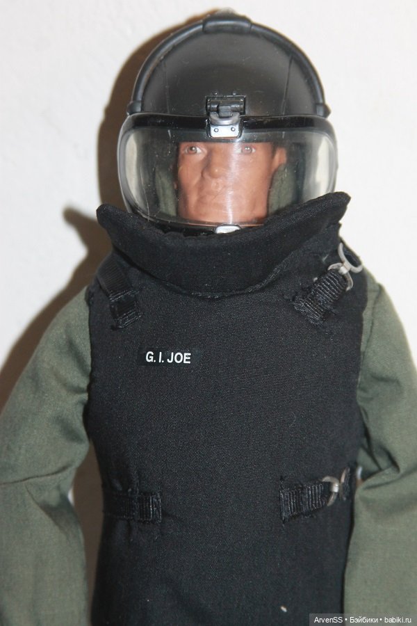 Брутальный экшен-парень G.I. Joe Bomb Disposal компании Hasbro (фото 8)