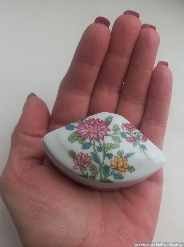 Лимож Франция. Пара миниатюрных шкатулок из фарфора (фото 4)