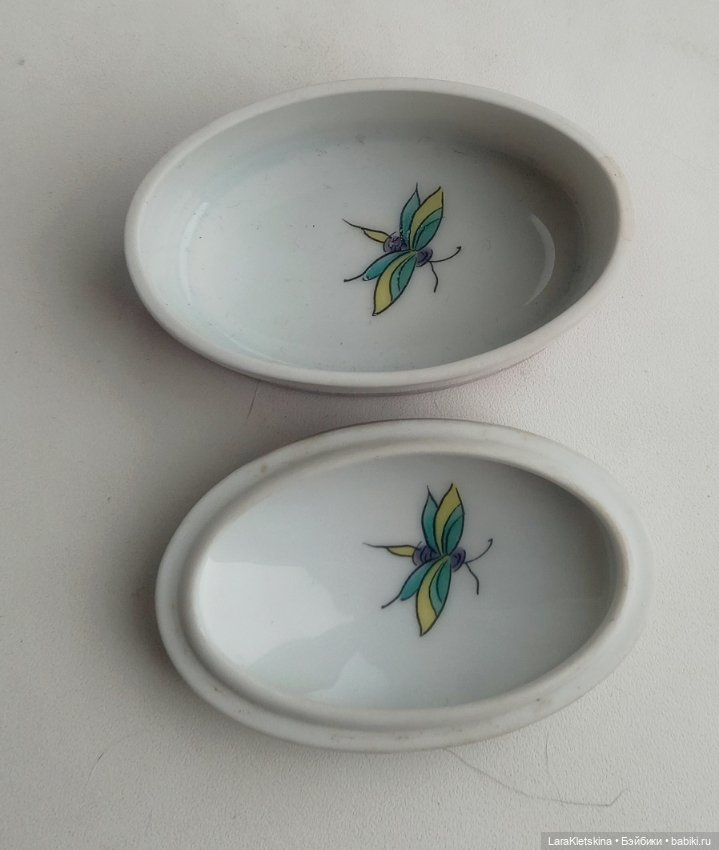 Лимож Франция. Пара миниатюрных шкатулок из фарфора