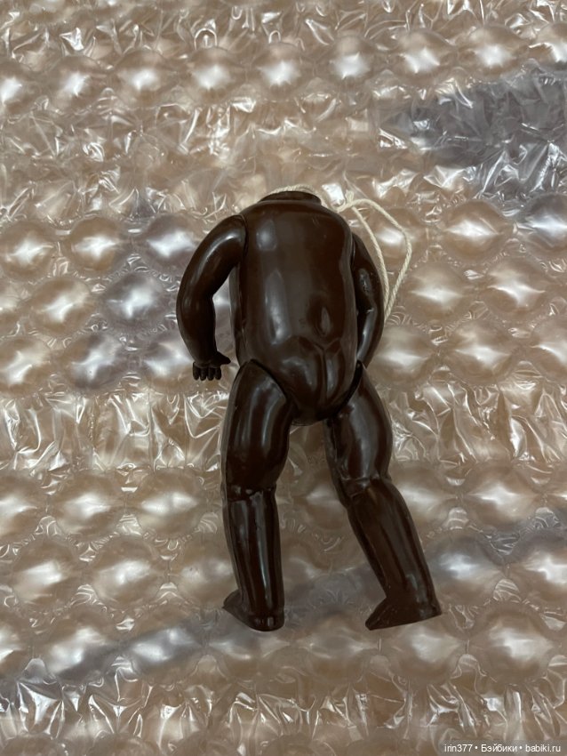 Маленькое пластикое тело черное