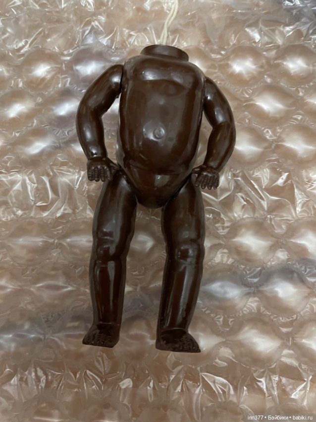 Маленькое пластикое тело черное