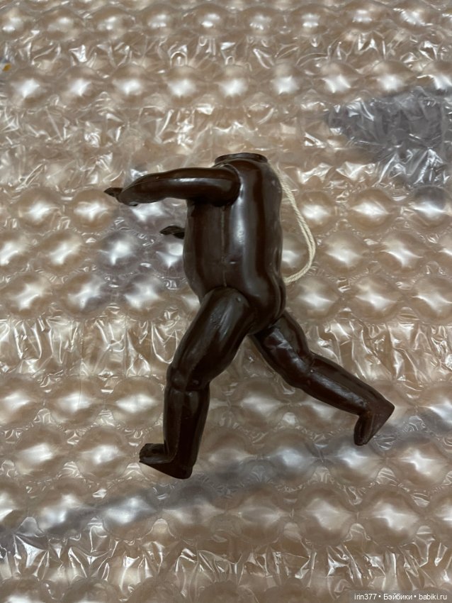 Маленькое пластикое тело черное