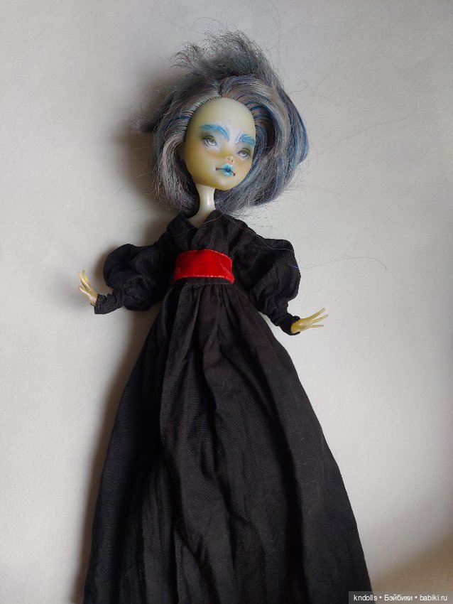 Аутфиты для кукол monsterhigh 1 поколения (фото 3)