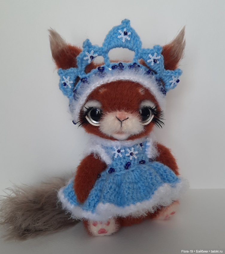 Белочка-Снегурочка — Авторские игрушки (фото 3)