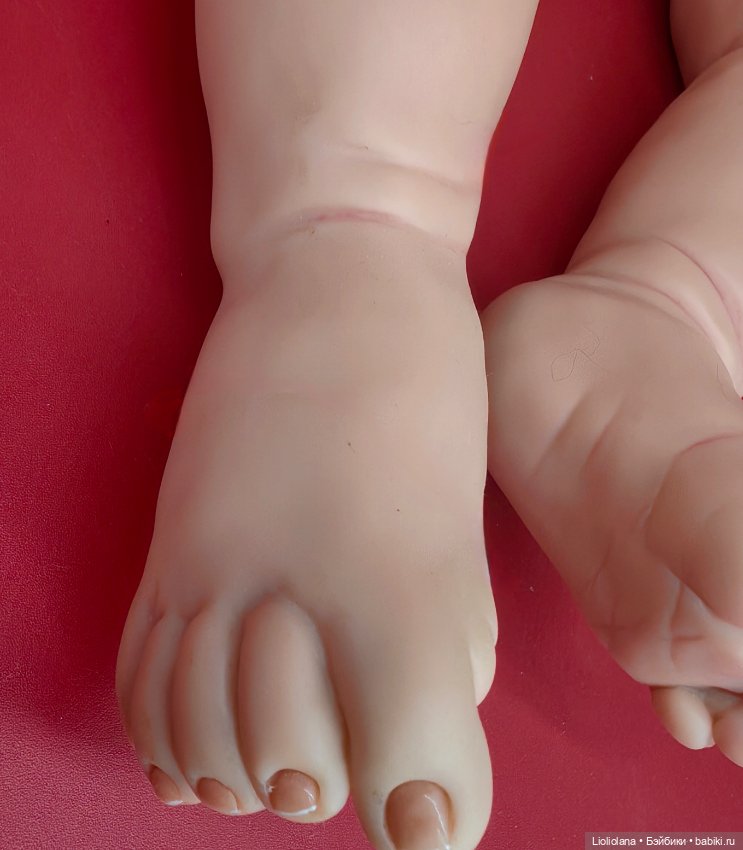 Серьёзная малышка Кайла от Ashton Drake Gallery