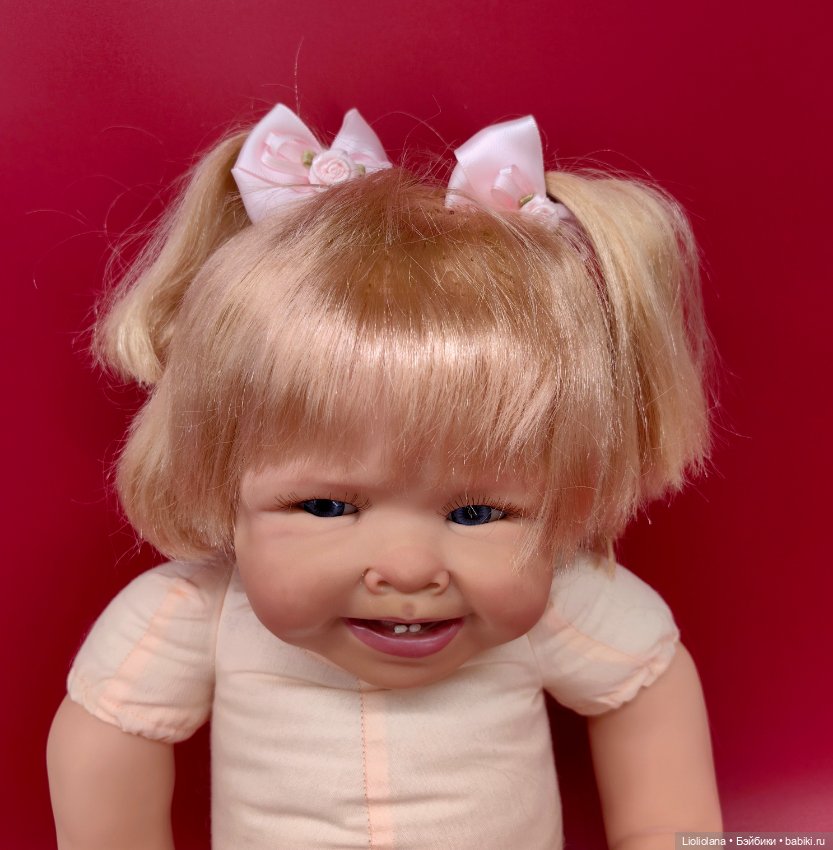 Серьёзная малышка Кайла от Ashton Drake Gallery