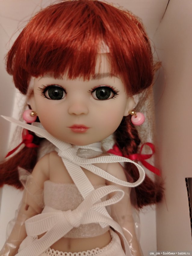 Ruby Red кукла Луна Лили "Совершенство в горошек" (фото 8)