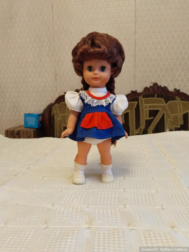 Небольшая куколка ГДР Бигги