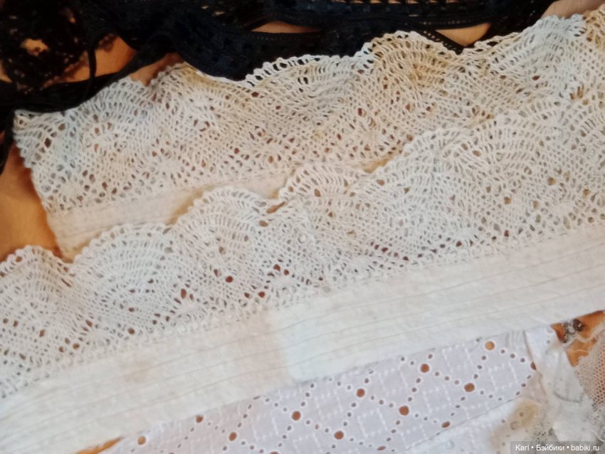 Лот антикварного и винтажного кружева (фото 4)