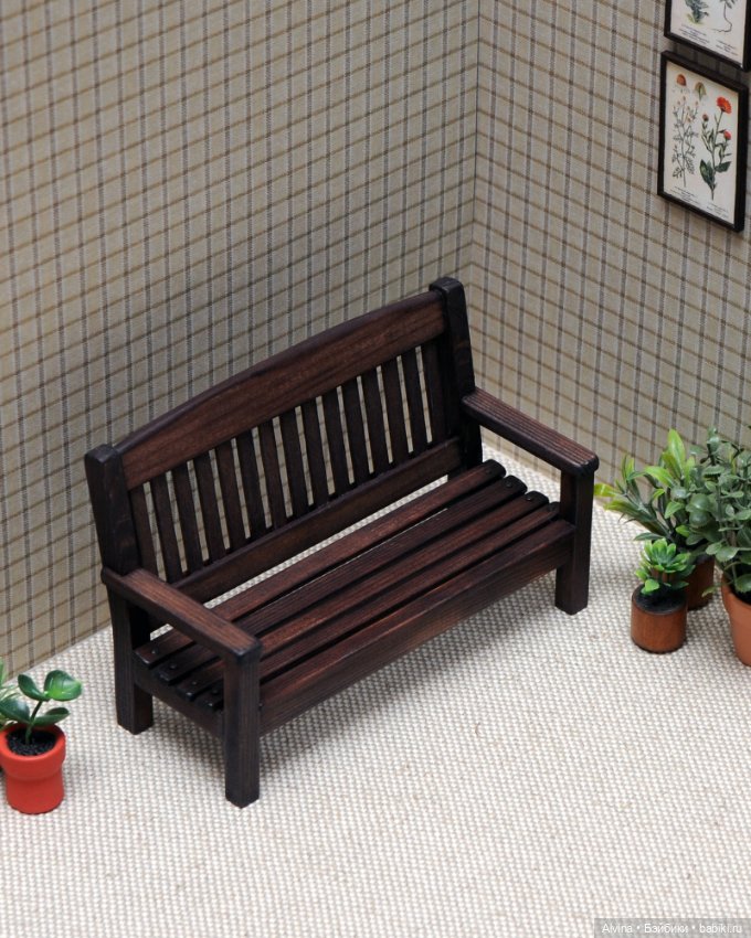 Маленькая скамеечка — Кукольная мебель (фото 6)
