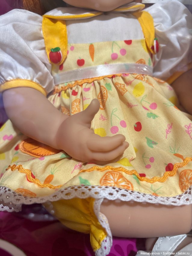 Адора рыжеволосая с зелеными глазами (фото 5)