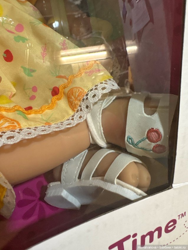 Адора рыжеволосая с зелеными глазами (фото 6)