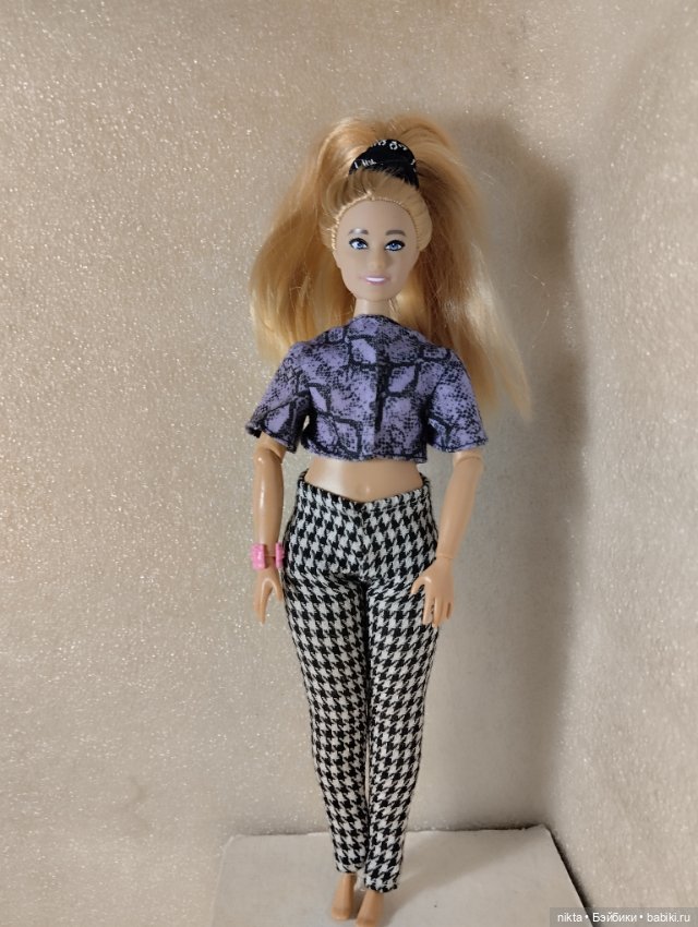 Кукла типа Барби София пышка