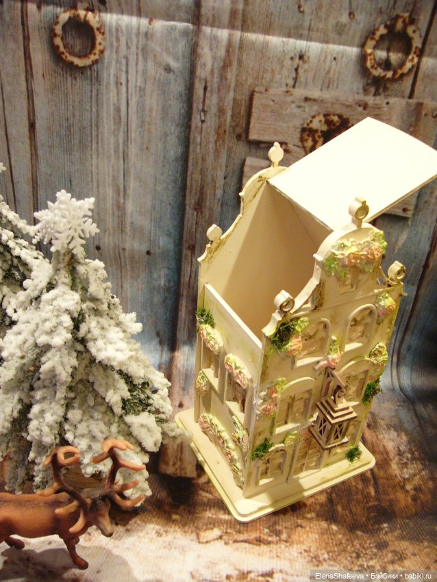 Красивый домик - светильник для кукол (фото 4)
