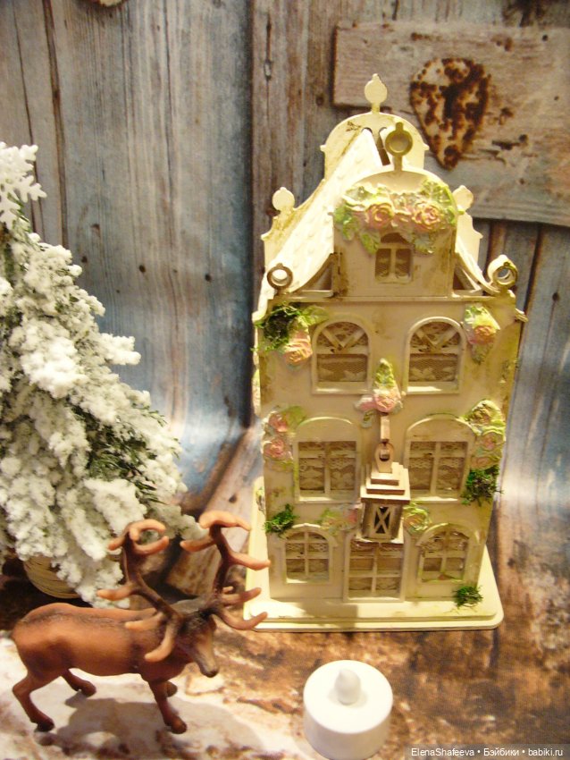 Красивый домик - светильник для кукол