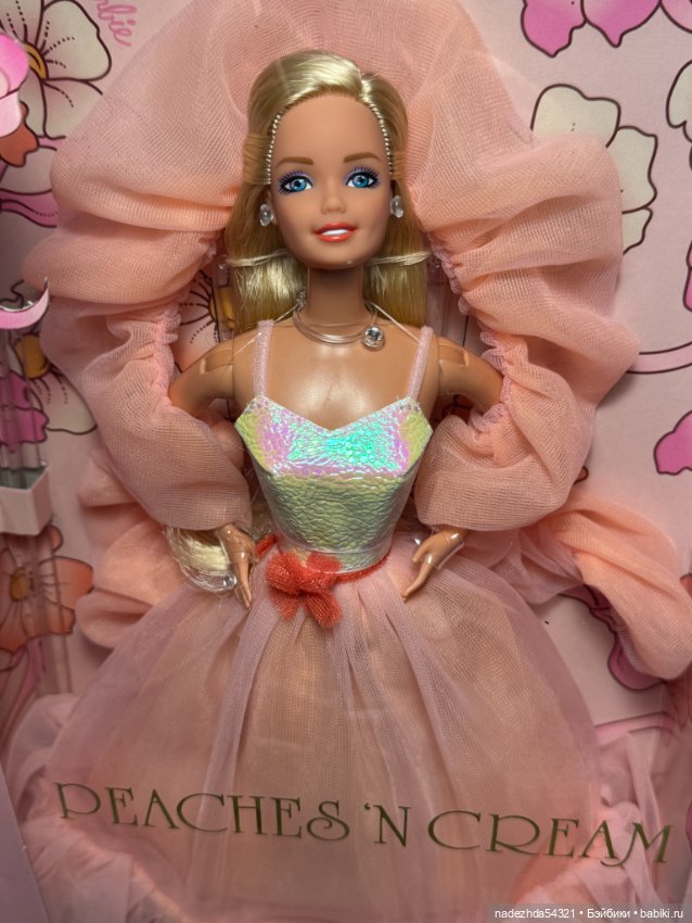 Барби "Персики и сливки" блондинка (фото 3)