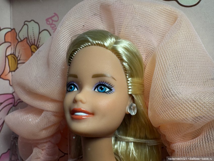 Барби "Персики и сливки" блондинка (фото 8)