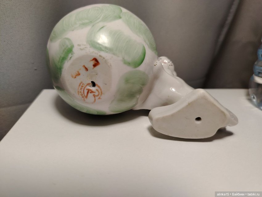 Фарфоровая статуэтка "Заяц с кочаном капусты" Сысерть (фото 6)