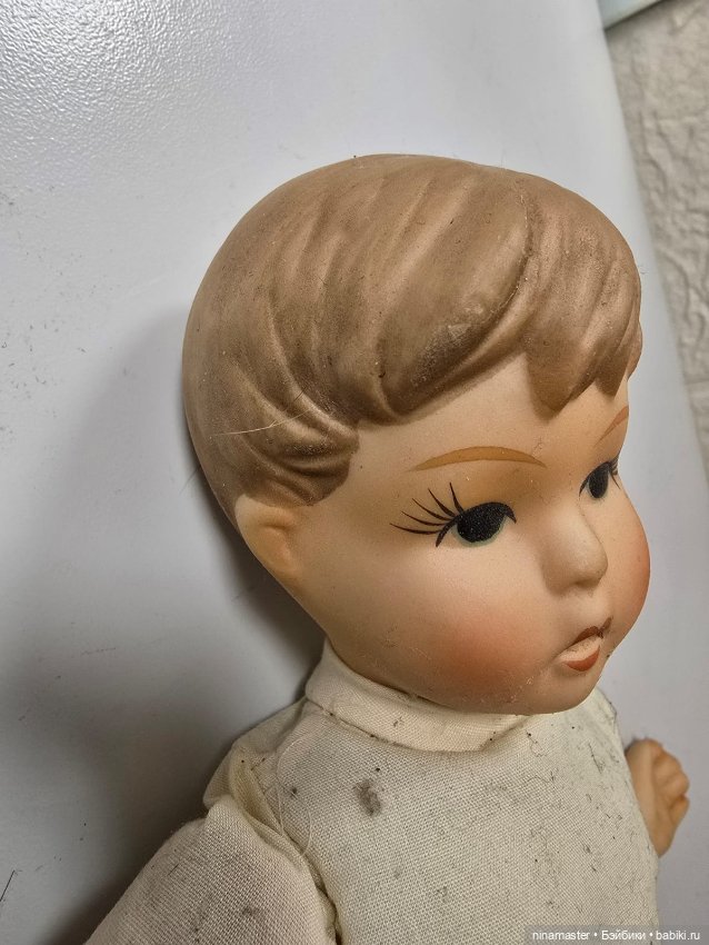 На реставрацию. Мальчик от Goebel Hummel (фото 2)