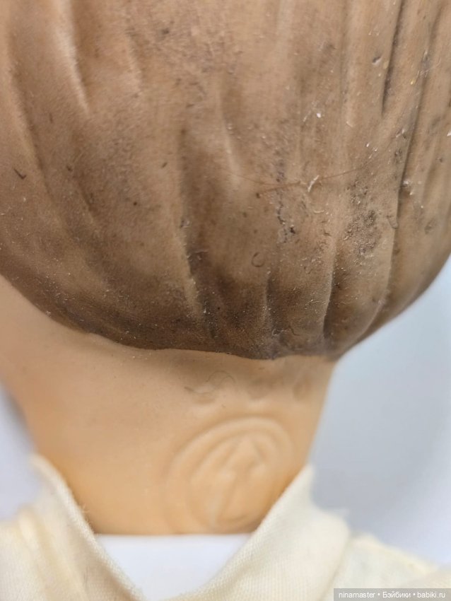 На реставрацию. Мальчик от Goebel Hummel (фото 3)