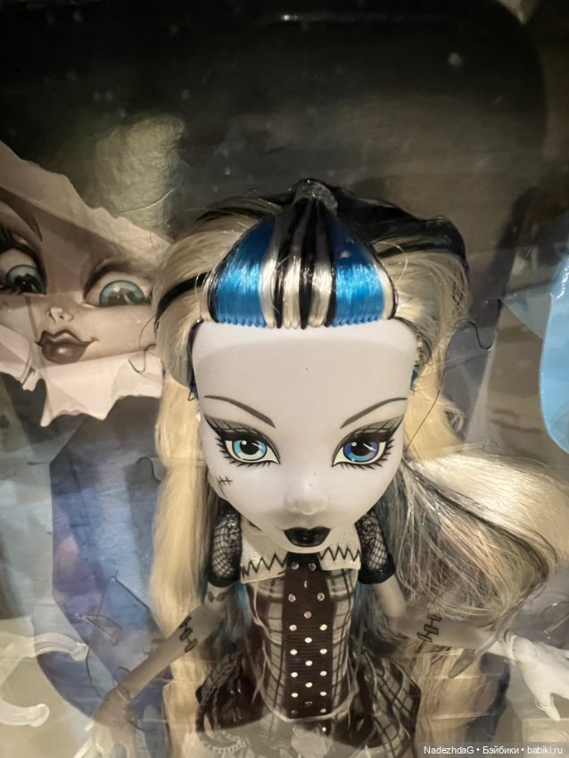Monster High Frankie Stein Reel Drama (фото 5)
