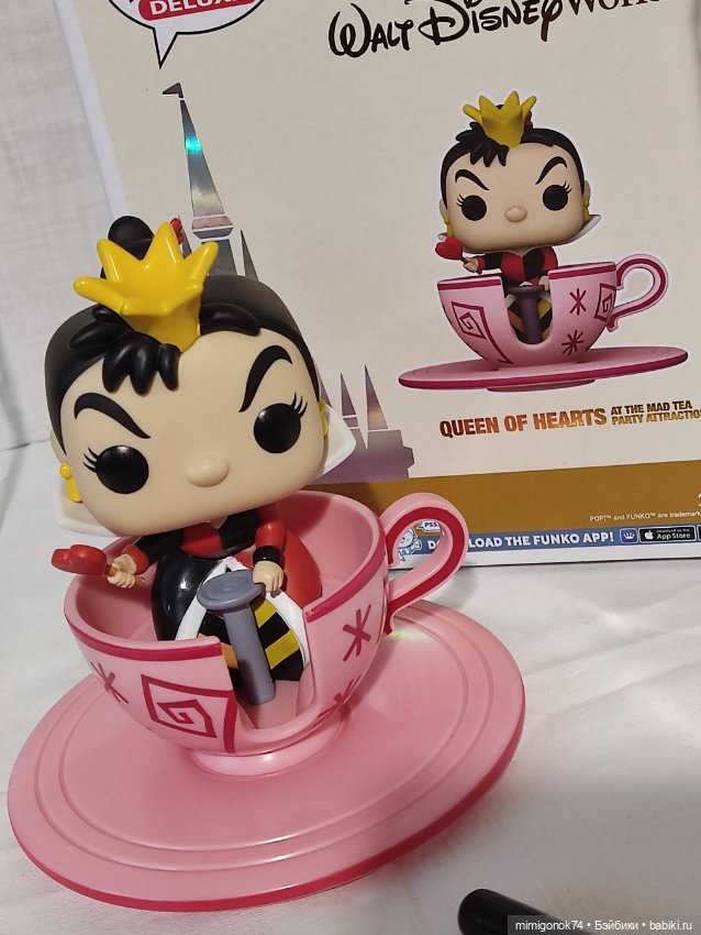 Фигурка Funko POP! Deluxe "Королева Червей" (фото 8)