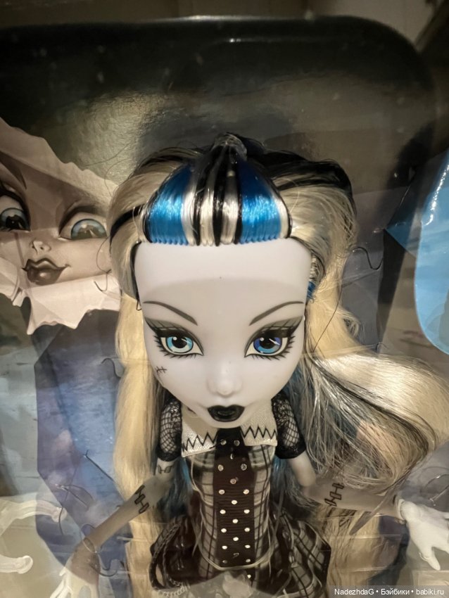 Monster High Frankie Stein Reel Drama (фото 6)