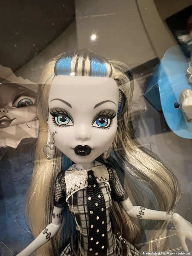 #2 Monster High Frankie Stein Reel (фото 2)