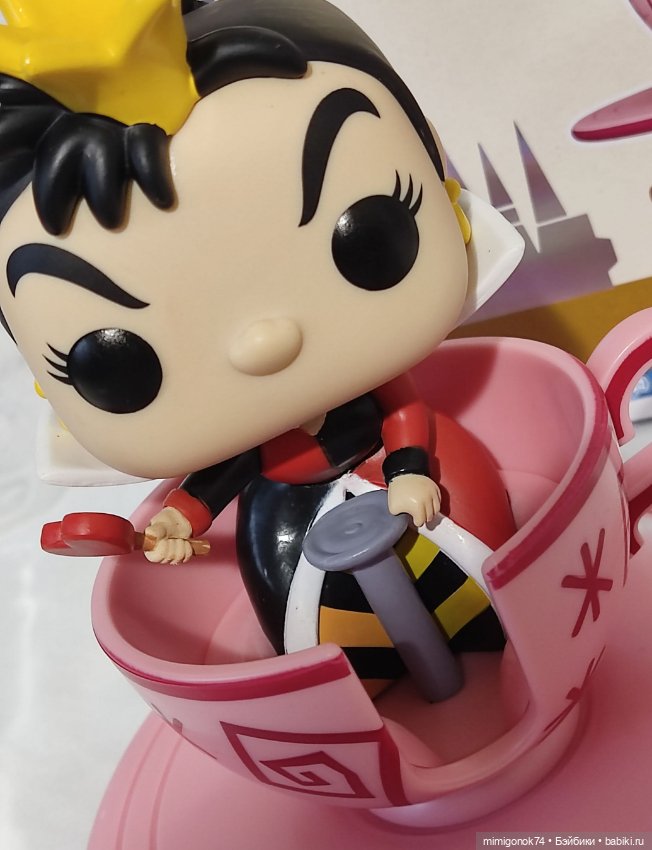 Фигурка Funko POP! Deluxe "Королева Червей" (фото 9)