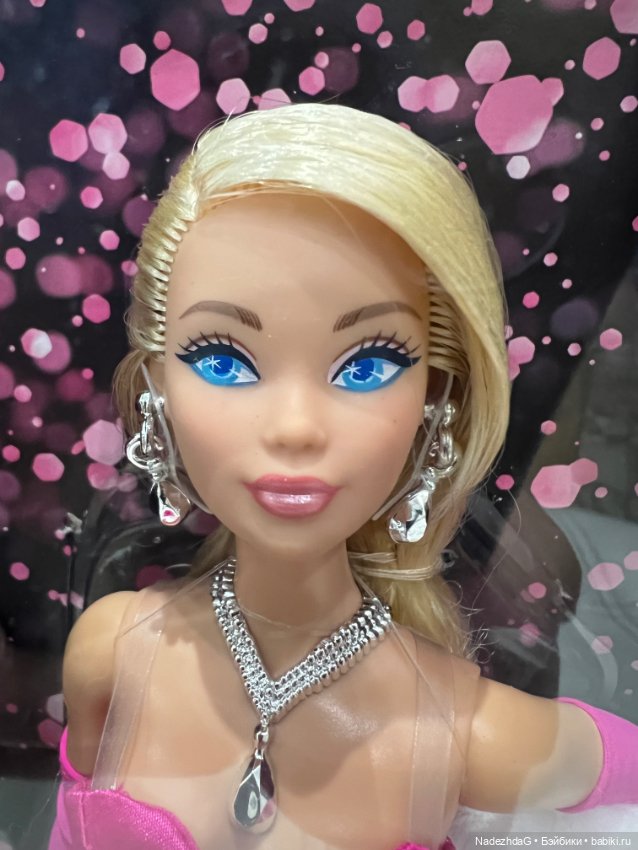 Barbie gala pink premier Одиль (фото 9)
