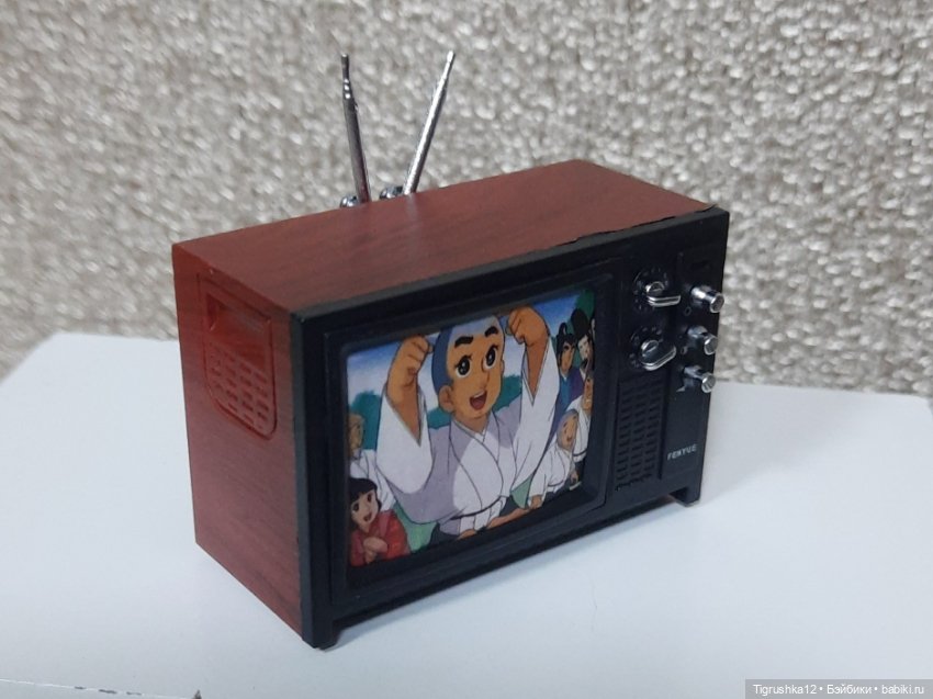 Телевизор — Аксессуары для кукольных фотосессий