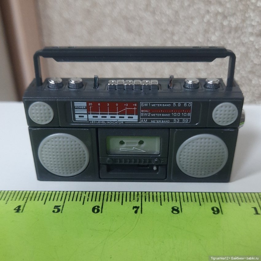 Магнитофон — Аксессуары для кукольных фотосессий (фото 3)