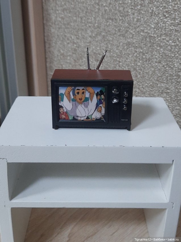 Телевизор — Аксессуары для кукольных фотосессий (фото 2)