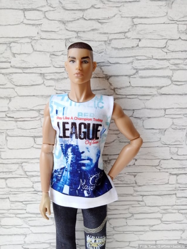 Майка с принтом на парня ИТ монарх Фр хомм monarch fr Homme Кен (фото 5)