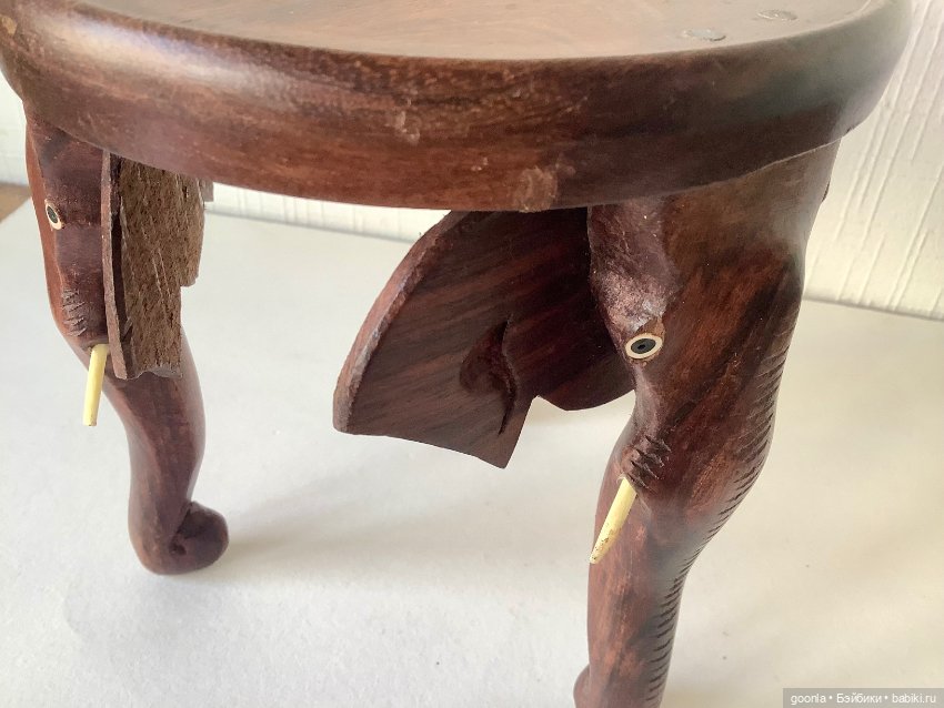 Антикварный индийский столик