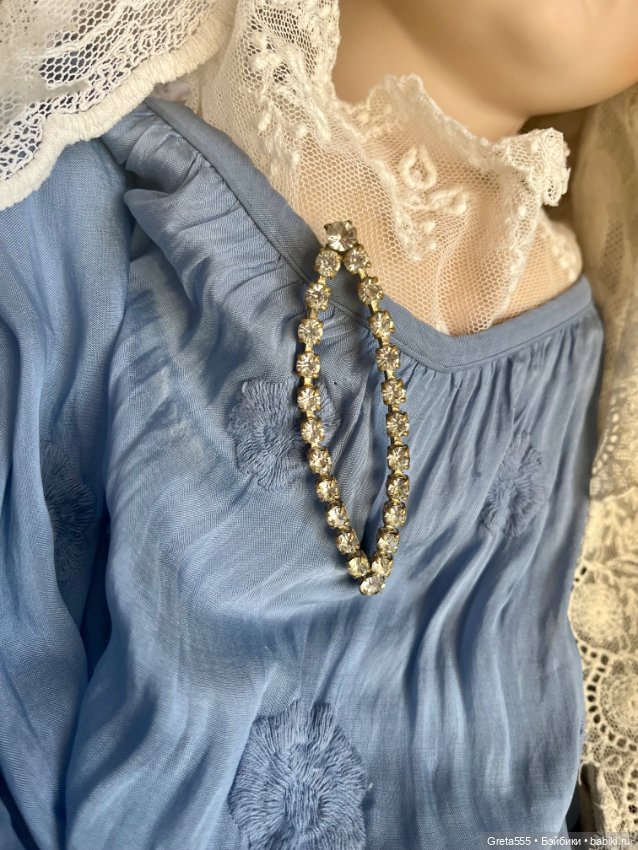 Старинная чешская заколка , для декора больших кукол (фото 8)