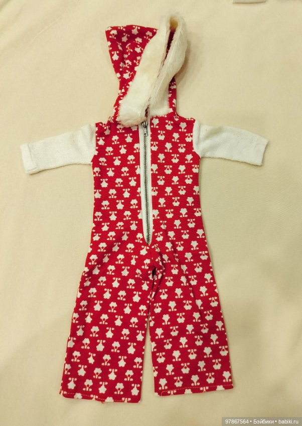 Родная одежда от кукол ГДР (фото 6)