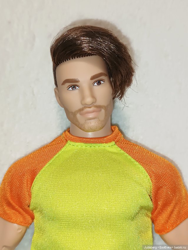 Barbie Looks #18 Тейт качок Барби Кен Mattel