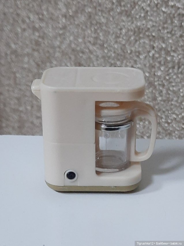 Кофеварка — Аксессуары для кукольных фотосессий (фото 2)