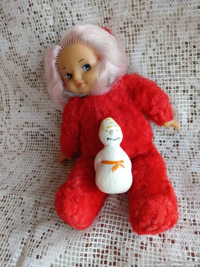 Куклкы СССР в зимнем наряде и санки (фото 5)
