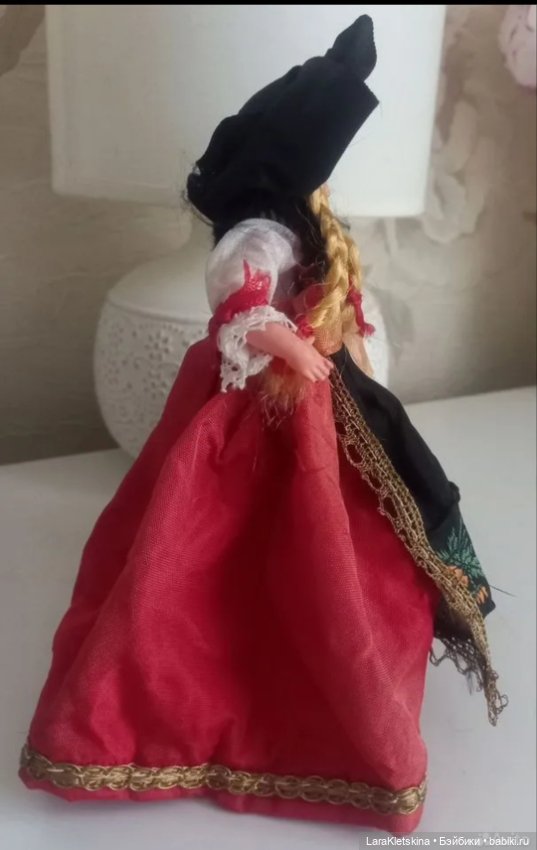 Petitcollin. Кукла из пластика. Франция (фото 3)