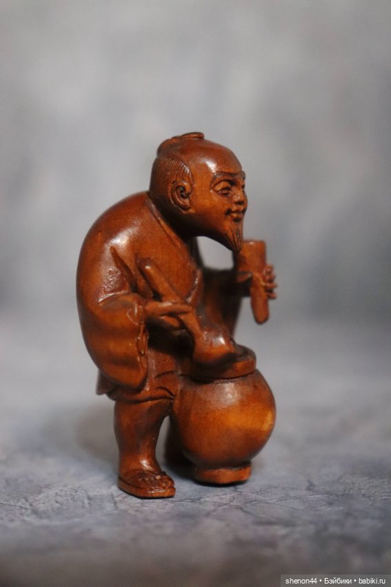 Нэцкэ "Продавец пива" — Статуэтки (фото 3)