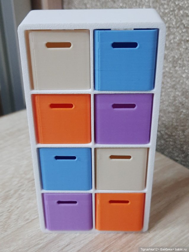 Шкафчик в кукольный домик