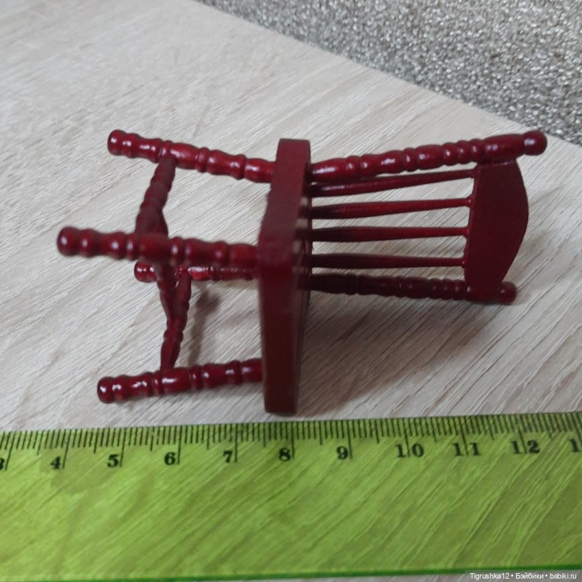 Стульчики для кукол — Аксессуары для кукольных фотосессий (фото 4)