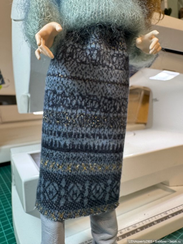 Кофточка с трикотажной юбочкой для Элли (JRdolls) (фото 5)