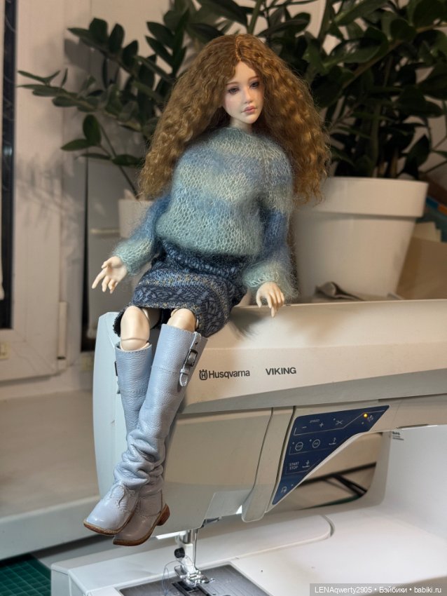 Кофточка с трикотажной юбочкой для Элли (JRdolls)