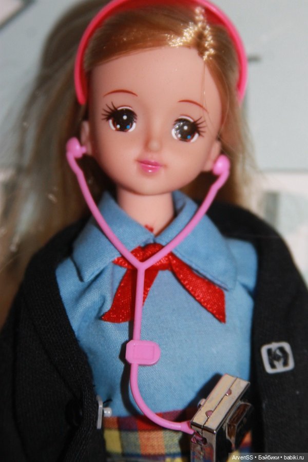 Винтажная Дженни Super Model на теле SAJ компании Такара (фото 5)